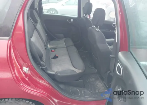 2015 Fiat 500L Easy z USA, uszkodzony, nr VIN ZFBCFABH6FZ033449